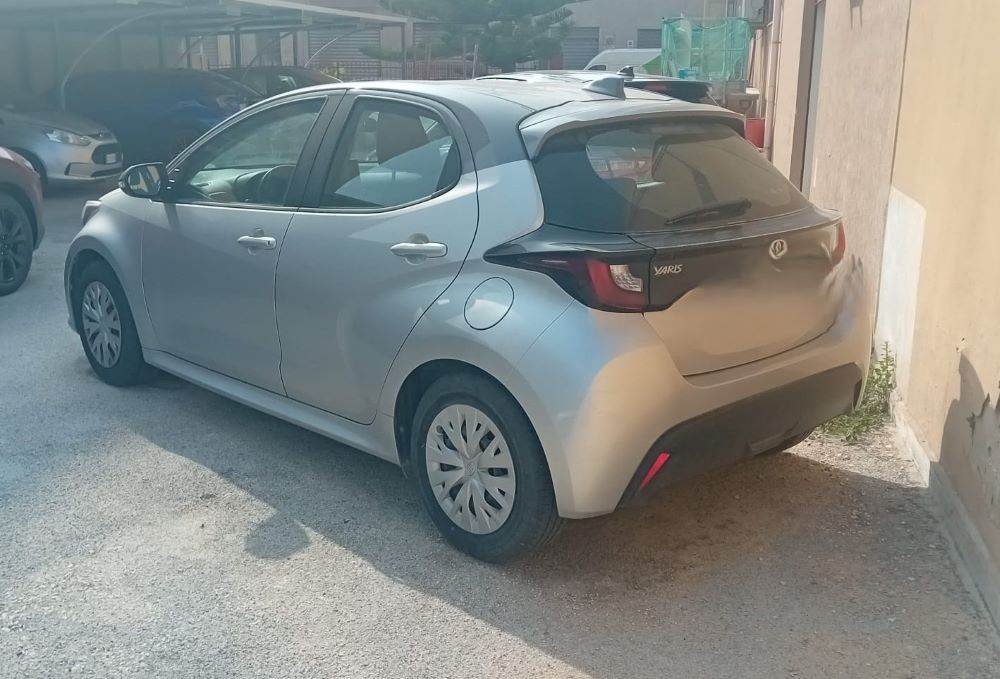 TOYOTA YARIS 1.0 B 72 CV